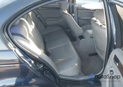 2004 BMW 325Xi из США, поврежденный, VIN WBAEU33434PR07572